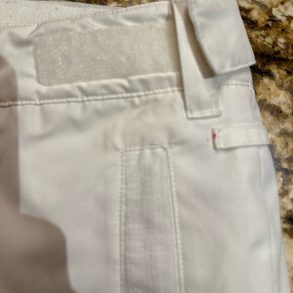 Roxy Women’s XL 38 x 32 White Ski Pants Vented Thighs AdjustableWaist - Picture 10 of 15